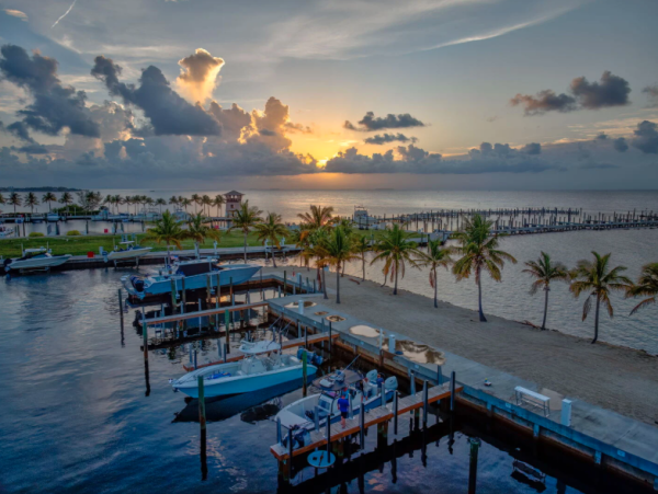 Luxury Oceanfront Vacation Rental in Marathon FL - 5-Bedroom Stunning Views